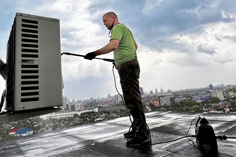 Air Conditioning Maintenance
